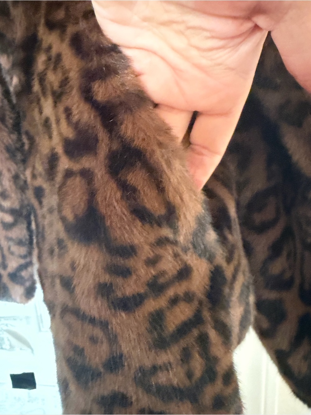 Laundry by Shelli Segal Leopard Faux-Fur Jacket - Brown size large - Picture 6 of 8